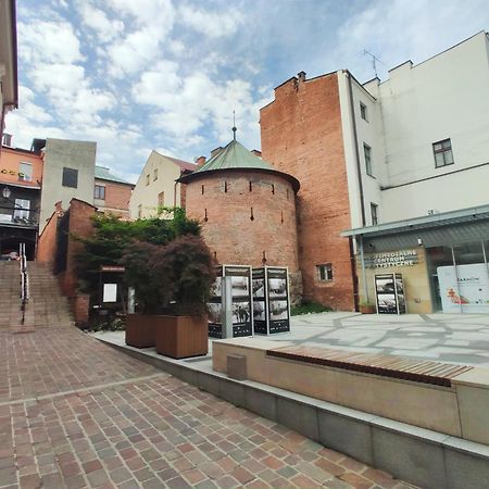 Apartamenty Na Rynku Tarnow Extérieur photo